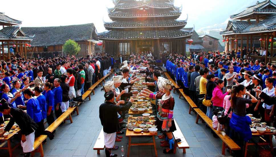 壮族三月三 万人民族秀 --刘三姐伴您游广西深圳推介会